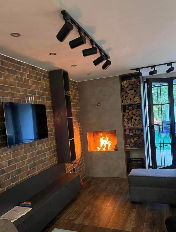 Likani Home Боржоми Екстериор снимка